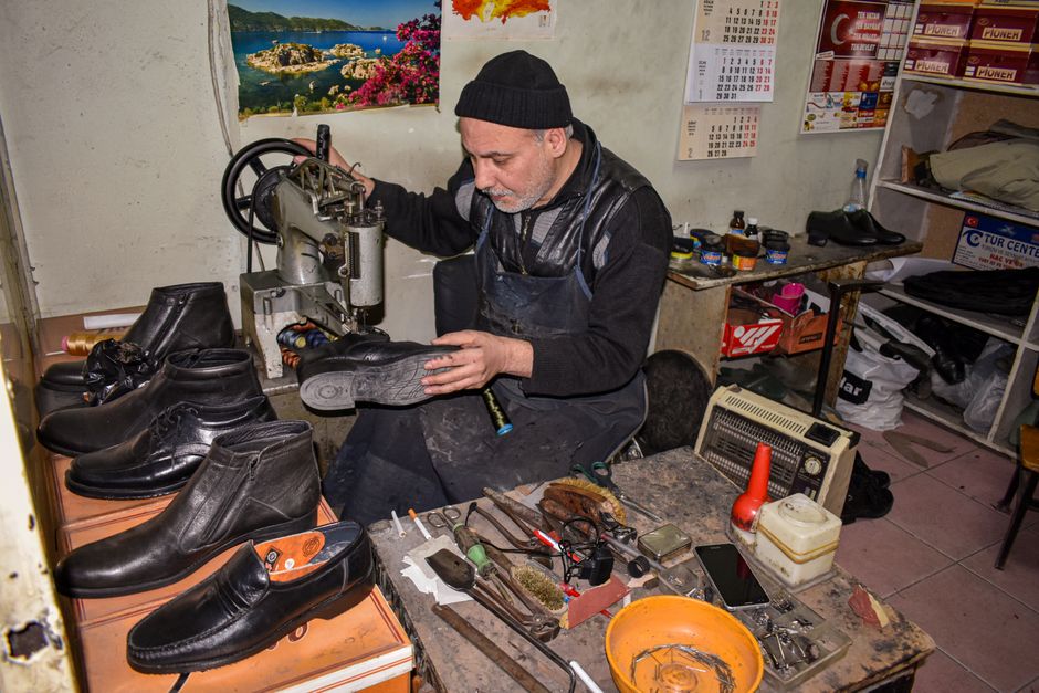 Férfi Goodyear-varrott cipő teljes talpalása – utána